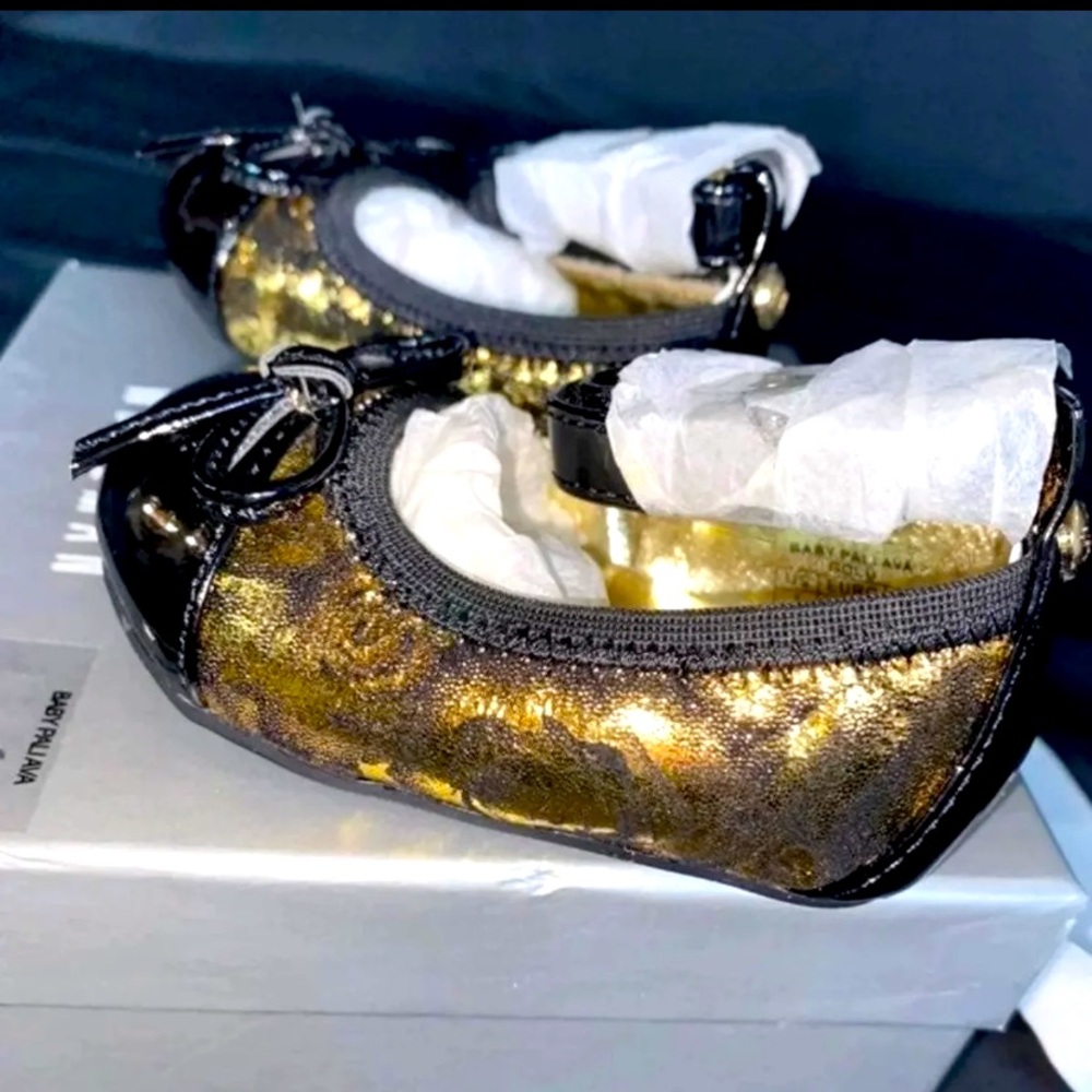 Stuart Weitzman baby shoes NEW size 1